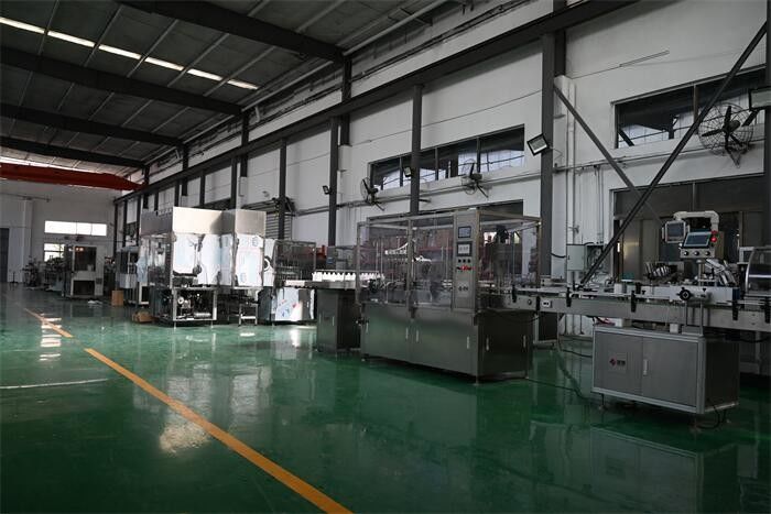 Suzhou Lingyao Intelligent Equipment Co., Ltd. ligne de production du fabricant