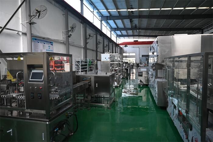 Suzhou Lingyao Intelligent Equipment Co., Ltd. ligne de production du fabricant