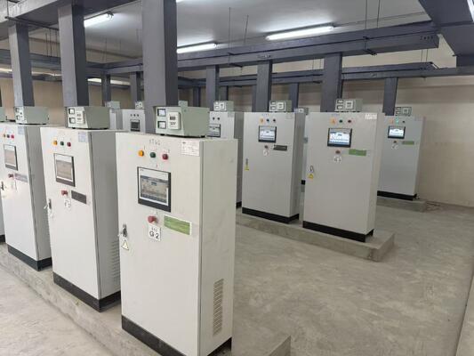 Acheter 10 ml Ampoule de lavage stérilisation de remplissage ligne d'étanchéité Surveillance environnementale, 20000 pièces/h Rinçage indépendant AGF-13S fabrication en ligne