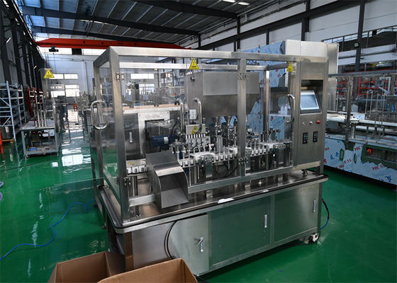Compact Ampoule Filler pour la production à l'échelle clinique 22000BPH CE certifié GMP standard avec système LAF ISO de classe A