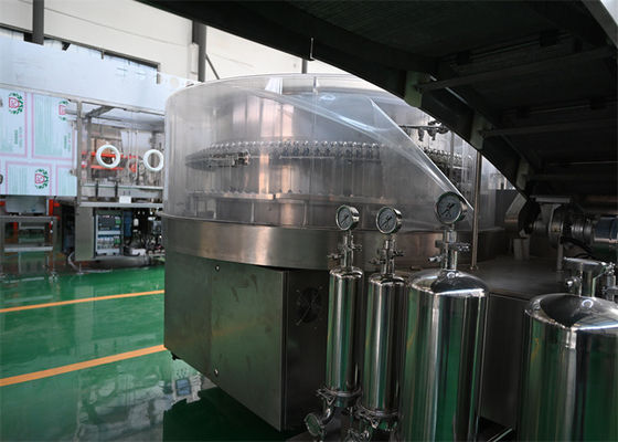 Ligne automatique de remplissage et d'étanchéité des ampoules pour l'injection d'acide hyaluronique Vitesse de remplissage élevée 22 000 BPH, Conformité ISO 14644