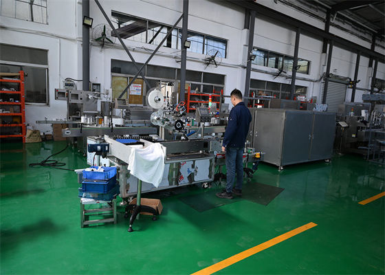 Machines d'étiquetage automatiques pour bouteilles rondes avec moteur Siemens, PLC, écran tactile