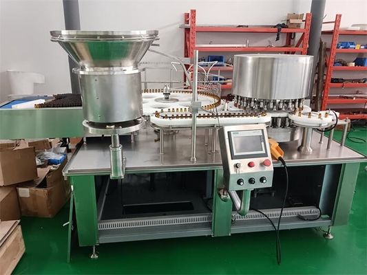 Machine hybride de remplissage de flacon pour liquides biotech 2-50 ml avec fonctionnement à double voie et validée par la FDA